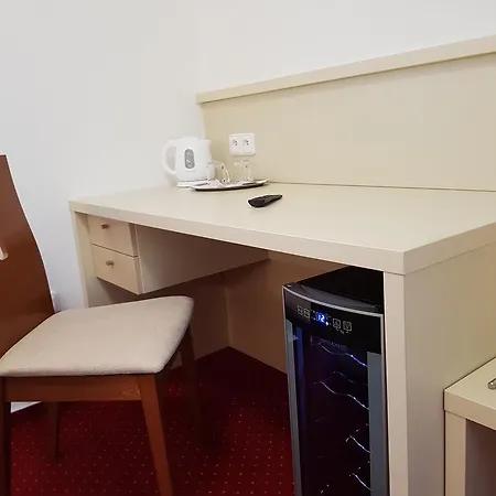 Bax Hotel 3*